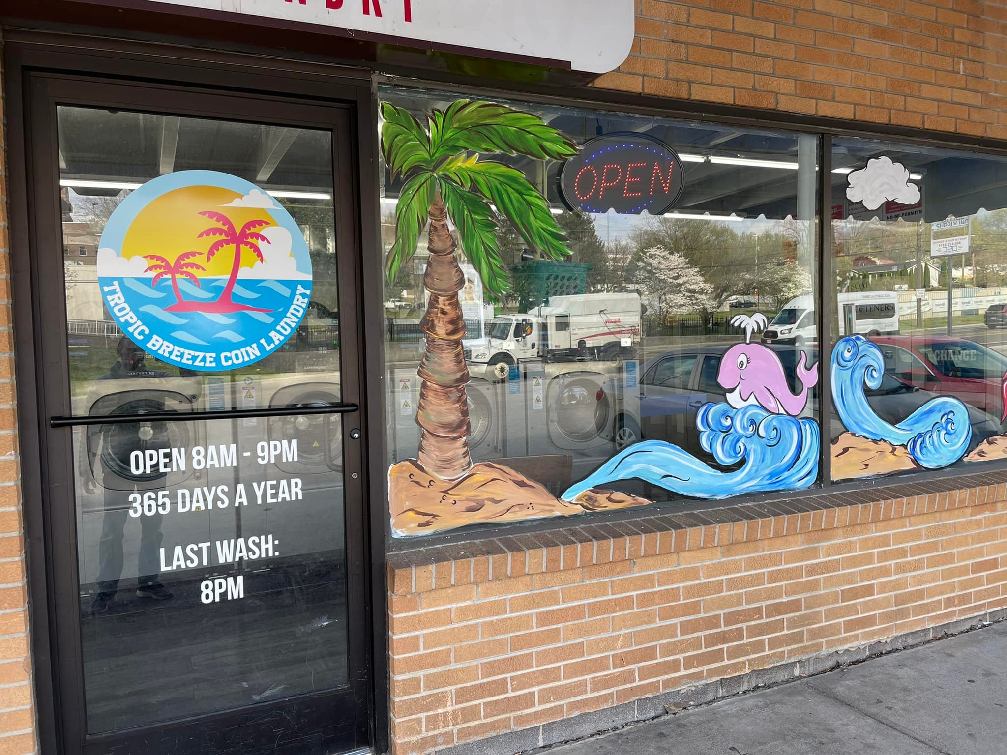 Laundromat Services Tropic Breeze Coin Laundry Knoxville, TN