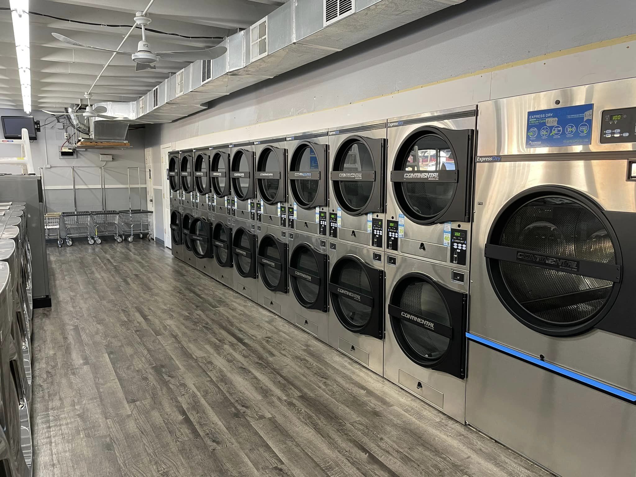 Laundromat Services Tropic Breeze Coin Laundry Knoxville, TN